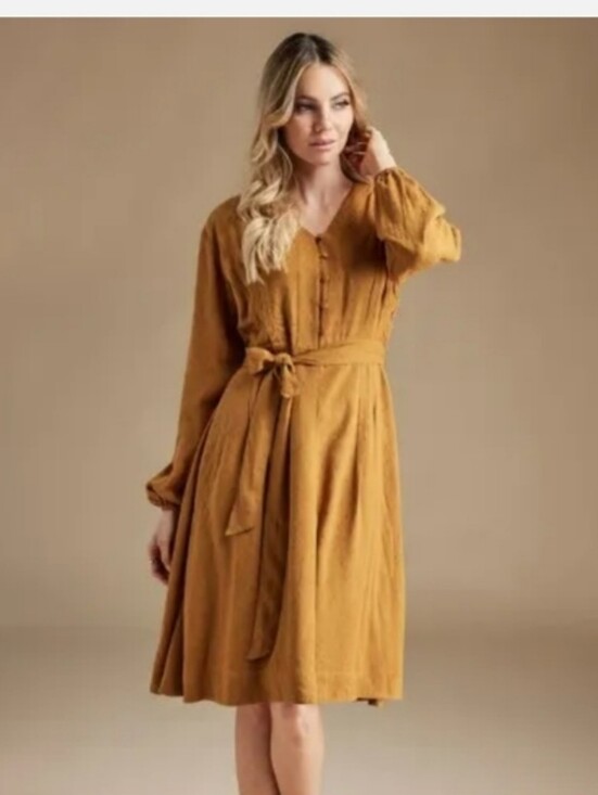 DownEast Dresses & Skirts - DownEast S Small Gold Knee-Length Dress